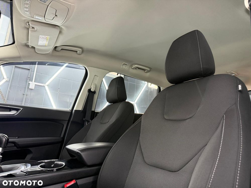 Ford S-Max 2.0 TDCi Titanium - 25