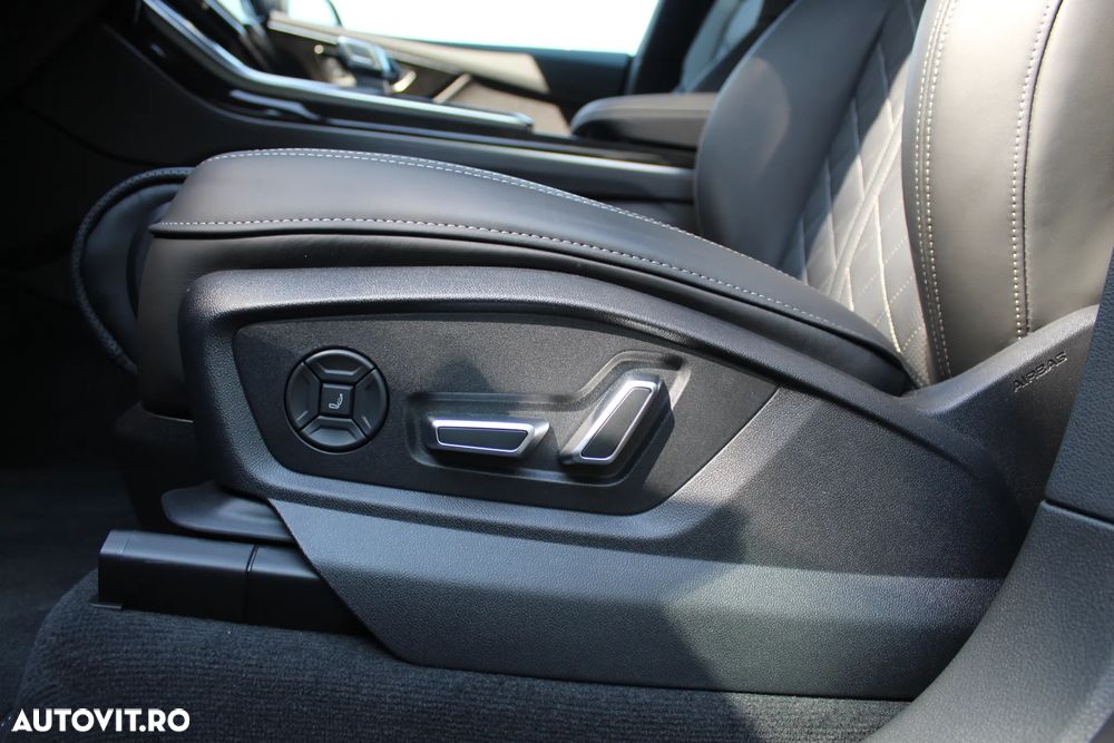 Audi Q8 55 TFSI quattro Tiptronic MHEV - 17