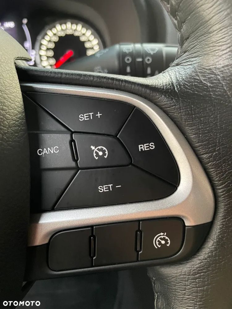 Jeep Renegade 1.3 GSE T4 Turbo Longitude FWD S&S - 26