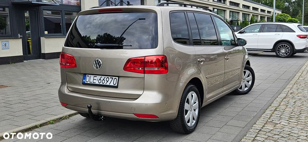 Volkswagen Touran 1.6 TDI DPF BlueMot Comfortline - 4