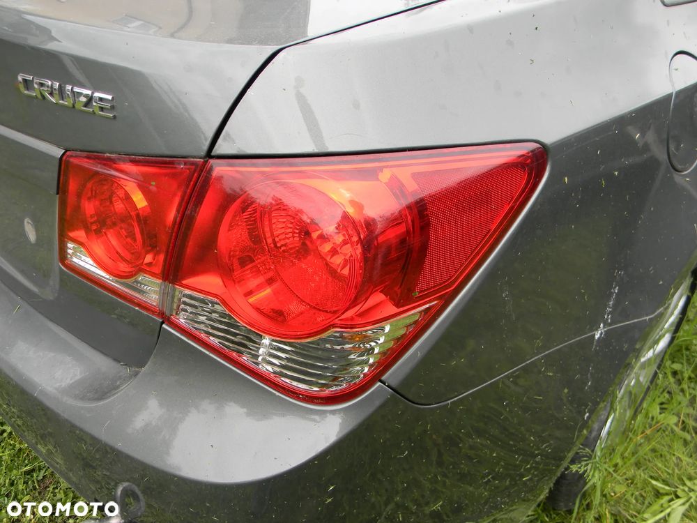 klapa tył lampa lewa prawa CHEVROLET CRUZE SEDAN GCV - 8