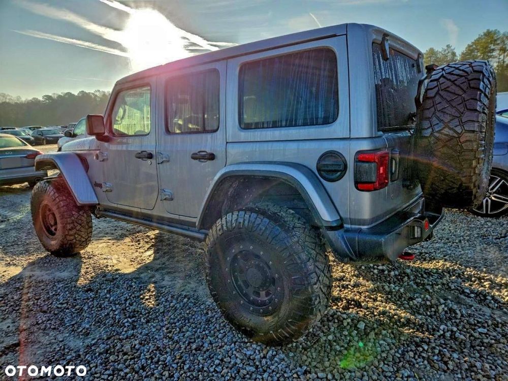 Jeep Wrangler - 3
