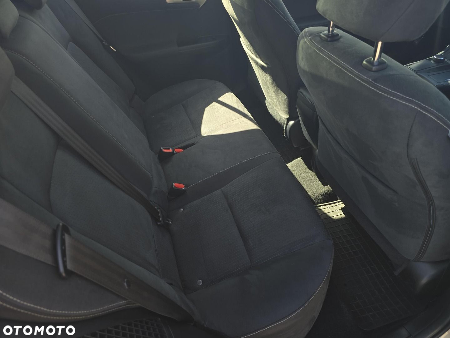 Lexus CT - 10