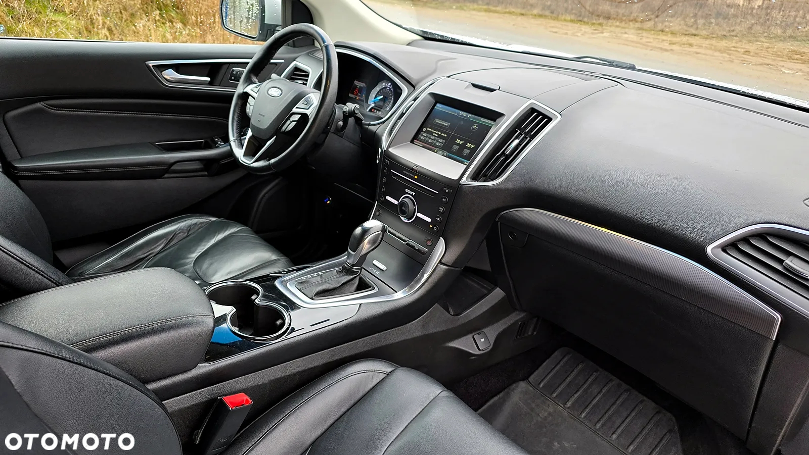 Ford Edge - 18