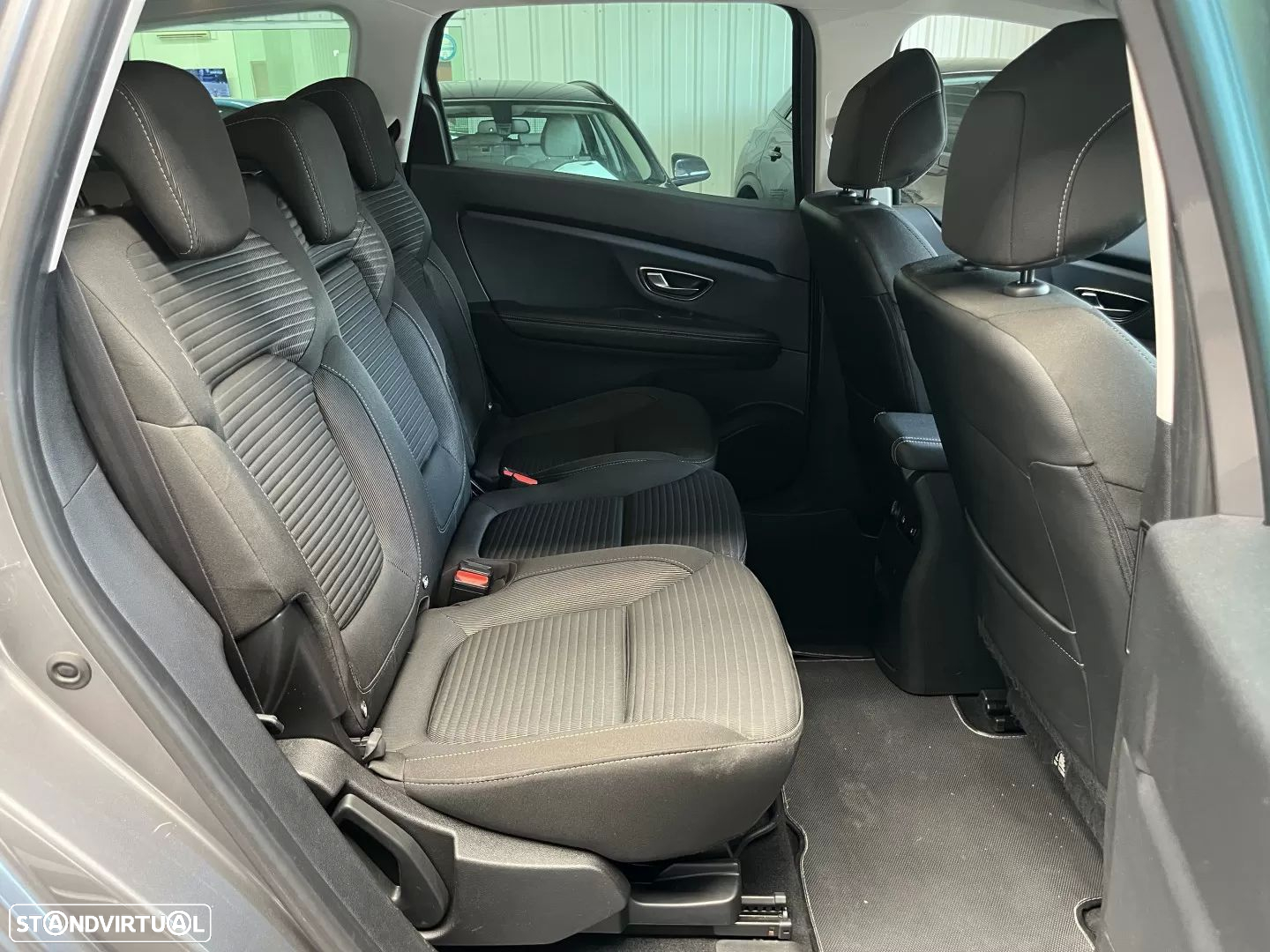 Renault Scénic ENERGY dCi 110 EDC LIMITED - 21
