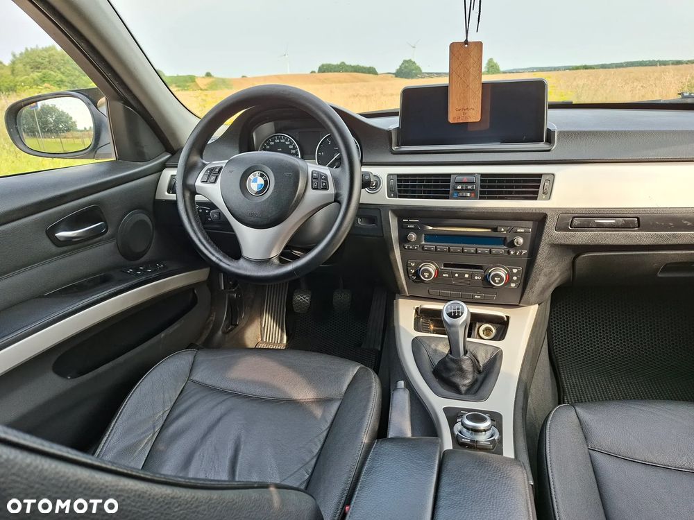 BMW Seria 3 - 14