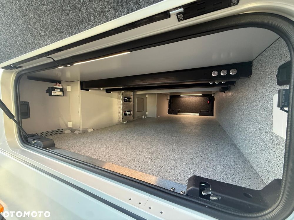 Morelo PALACE 85L - IVECO 70C21 - 32
