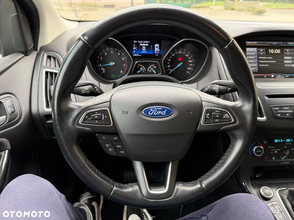 Ford Focus 1.0 EcoBoost Titanium ASS - 26
