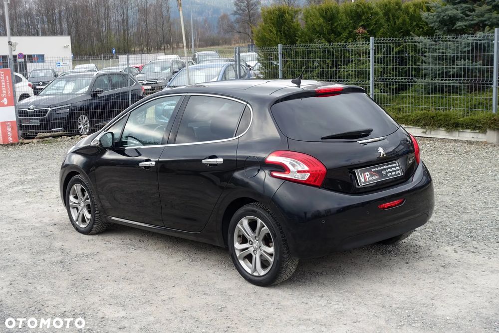 Peugeot 208 e-HDi 92 Stop&Start Style - 5