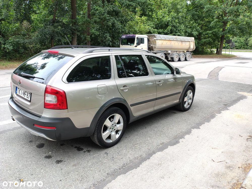 Skoda Octavia 1.8 TSI 4x4 Elegance - 12