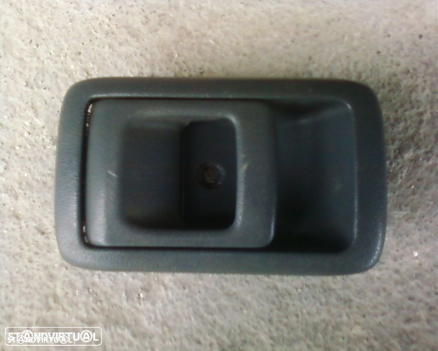 puxador interior toyota hilux 1997-2001 - 1