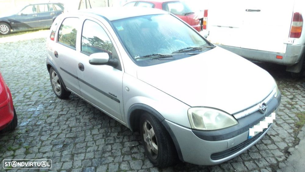 Opel Corsa C 1.2 5P 2002 - Para Peças - 2