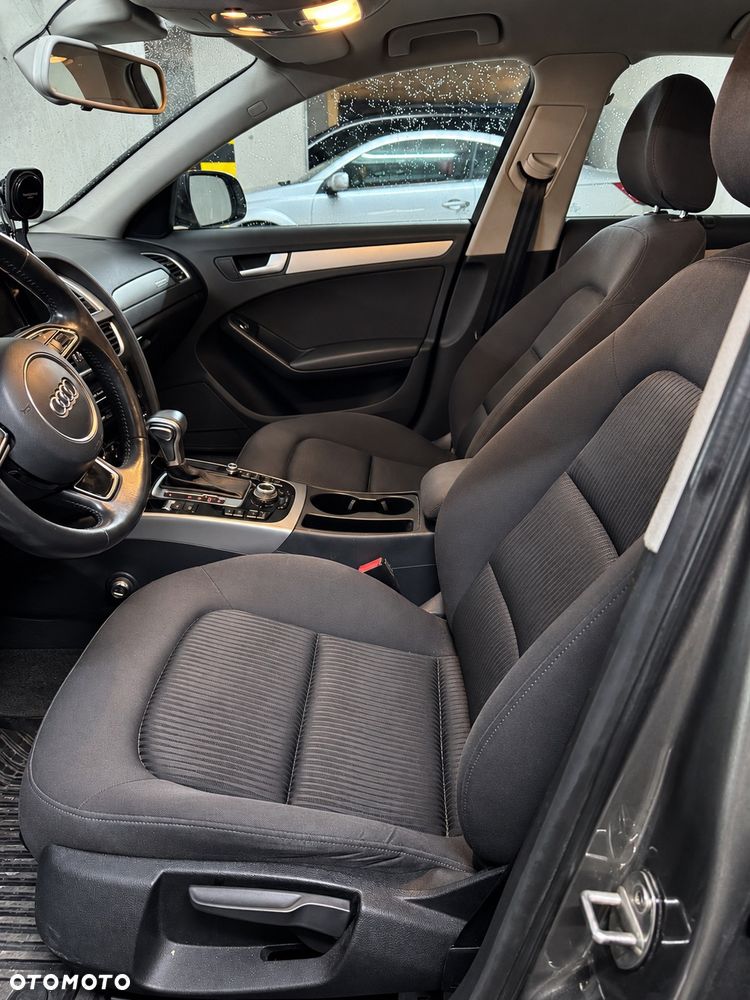 Audi A4 Limousine - 8