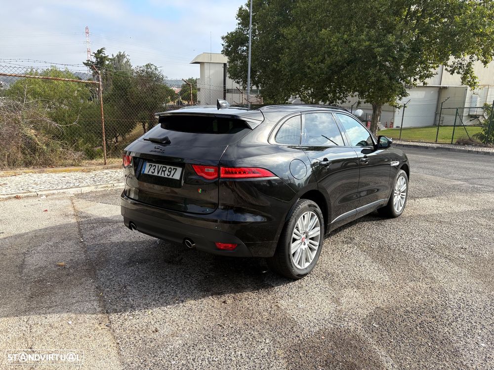 Jaguar F-Pace 25d AWD Aut. R-Sport - 10