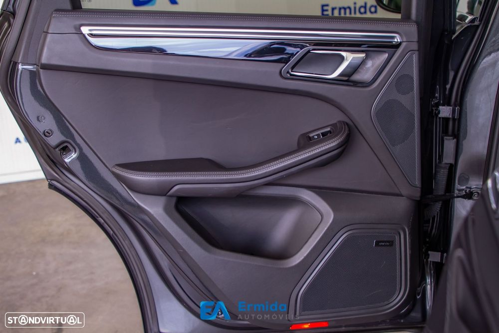 Porsche Macan S All Weather - 42