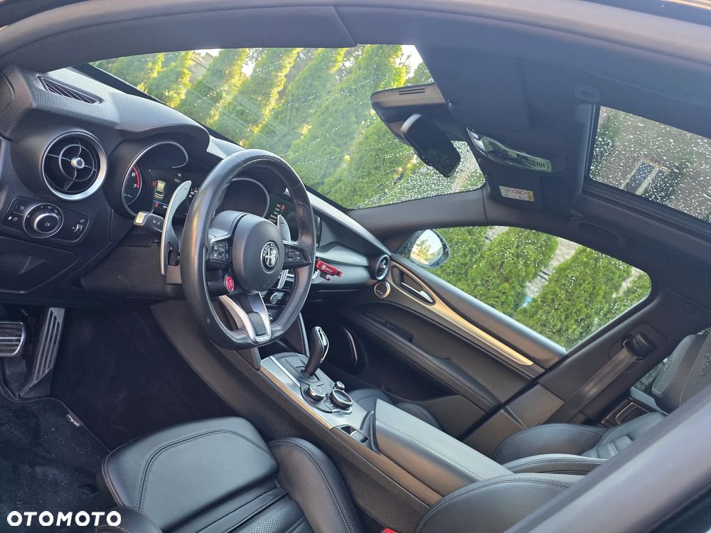 Alfa Romeo Stelvio 2.0 Turbo Veloce Q4 - 17