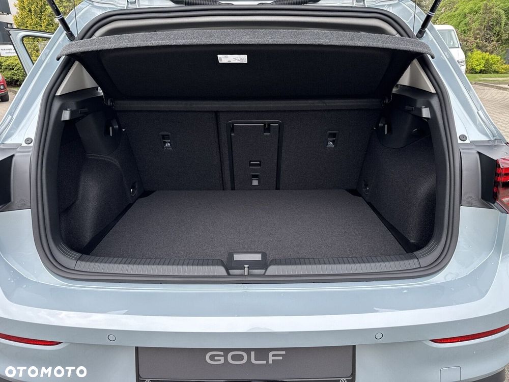 Volkswagen Golf - 18