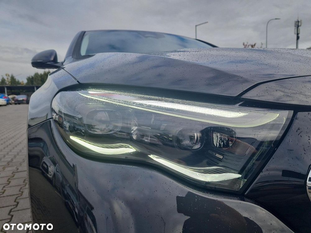 Mercedes-Benz Klasa E - 16