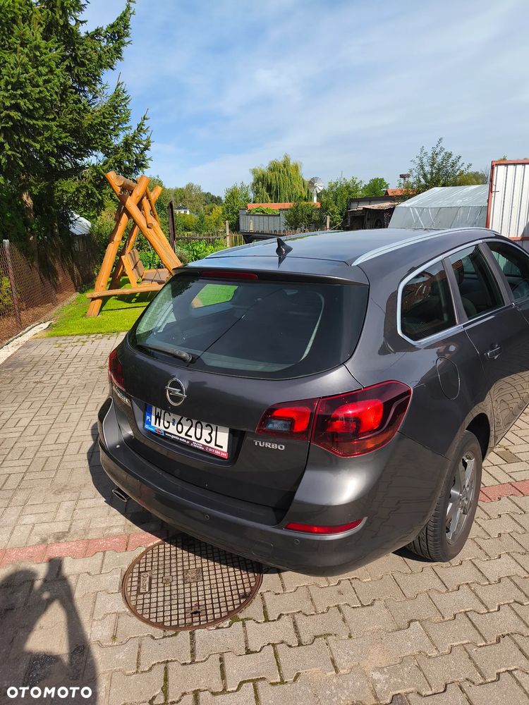 Opel Astra 1.4 T Cosmo - 3