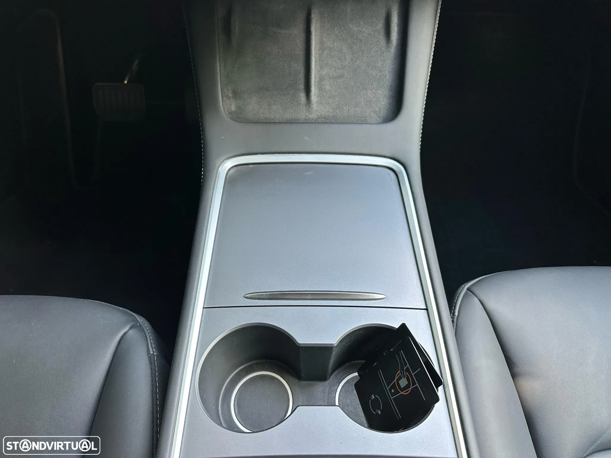 Tesla Model Y Long Range Dual Motor AWD - 33