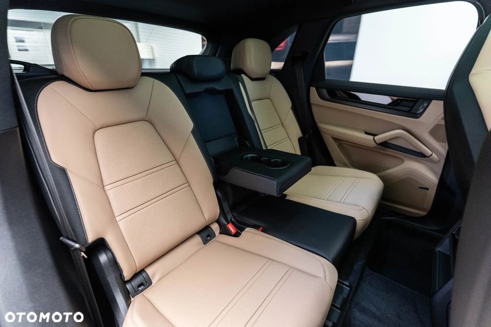 Porsche Cayenne E-Hybrid PHEV Black Edition - 13