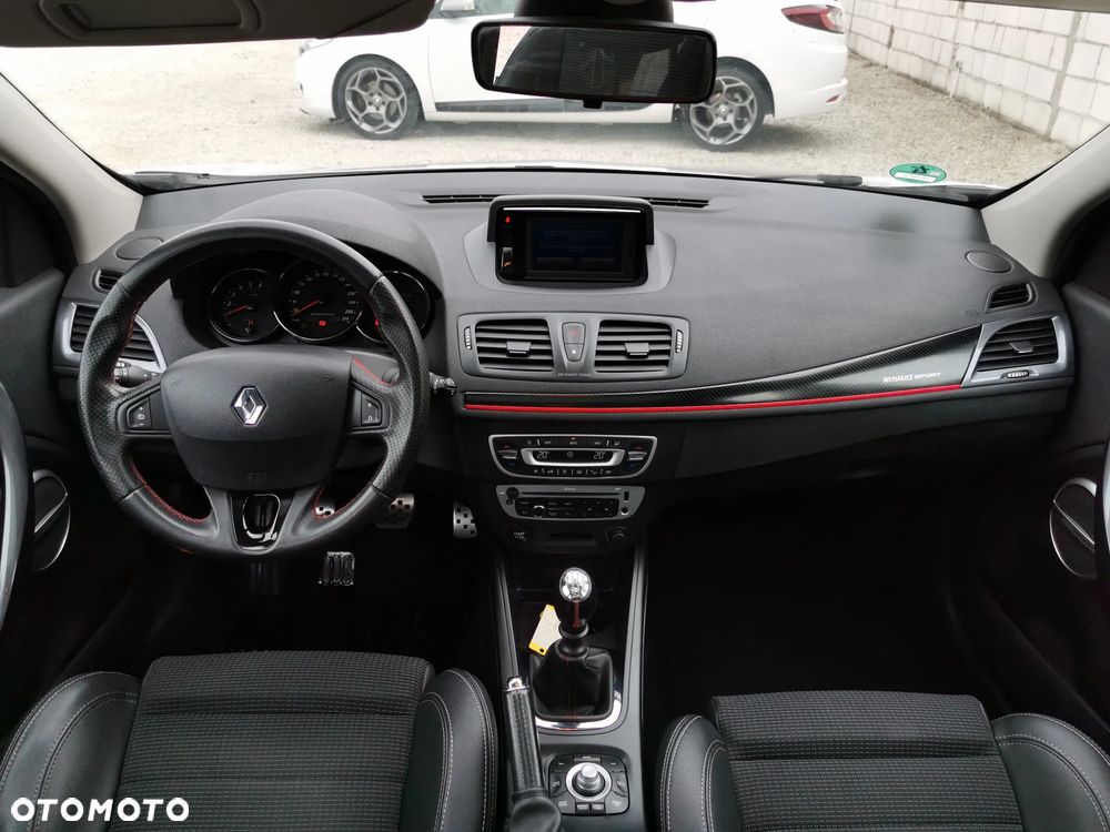 Renault Megane Grandtour TCe 180 GT - 18