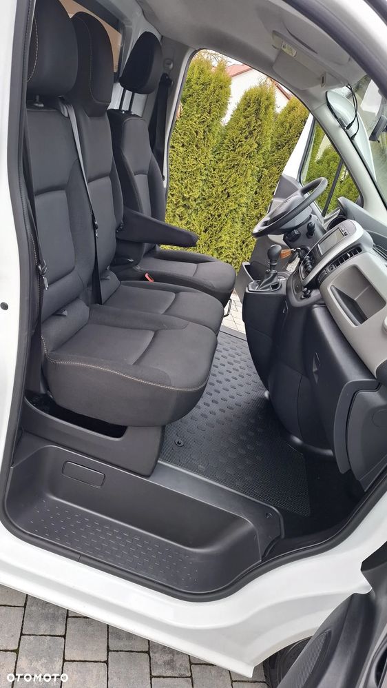 Renault trafic - 26