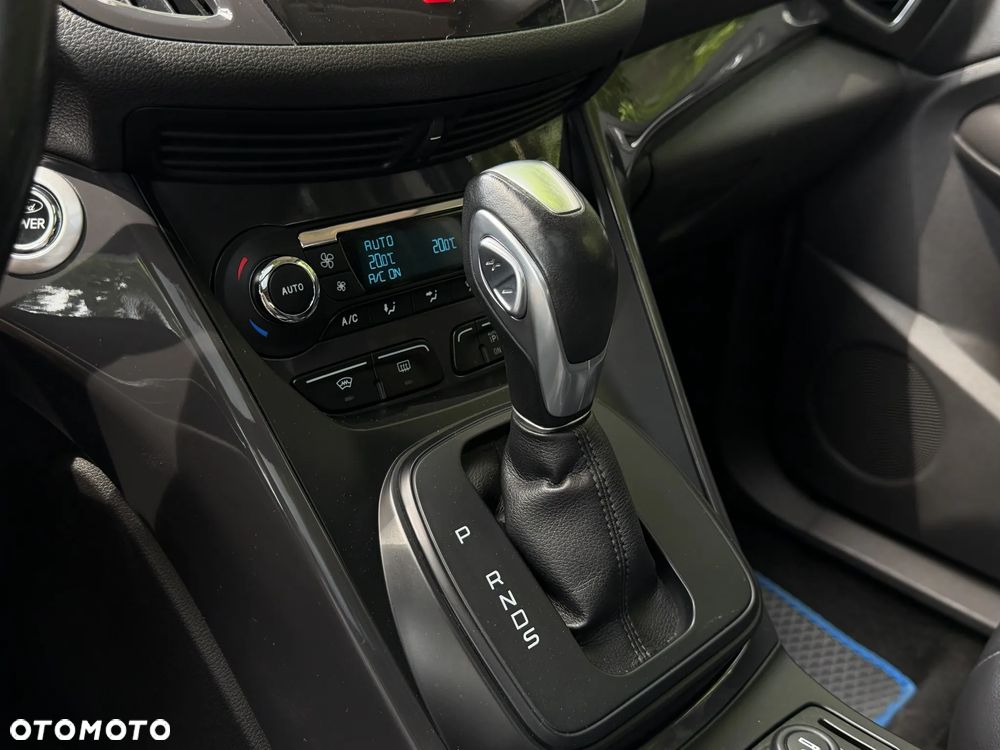 Ford Kuga 2.0 TDCi 4WD Titanium - 14
