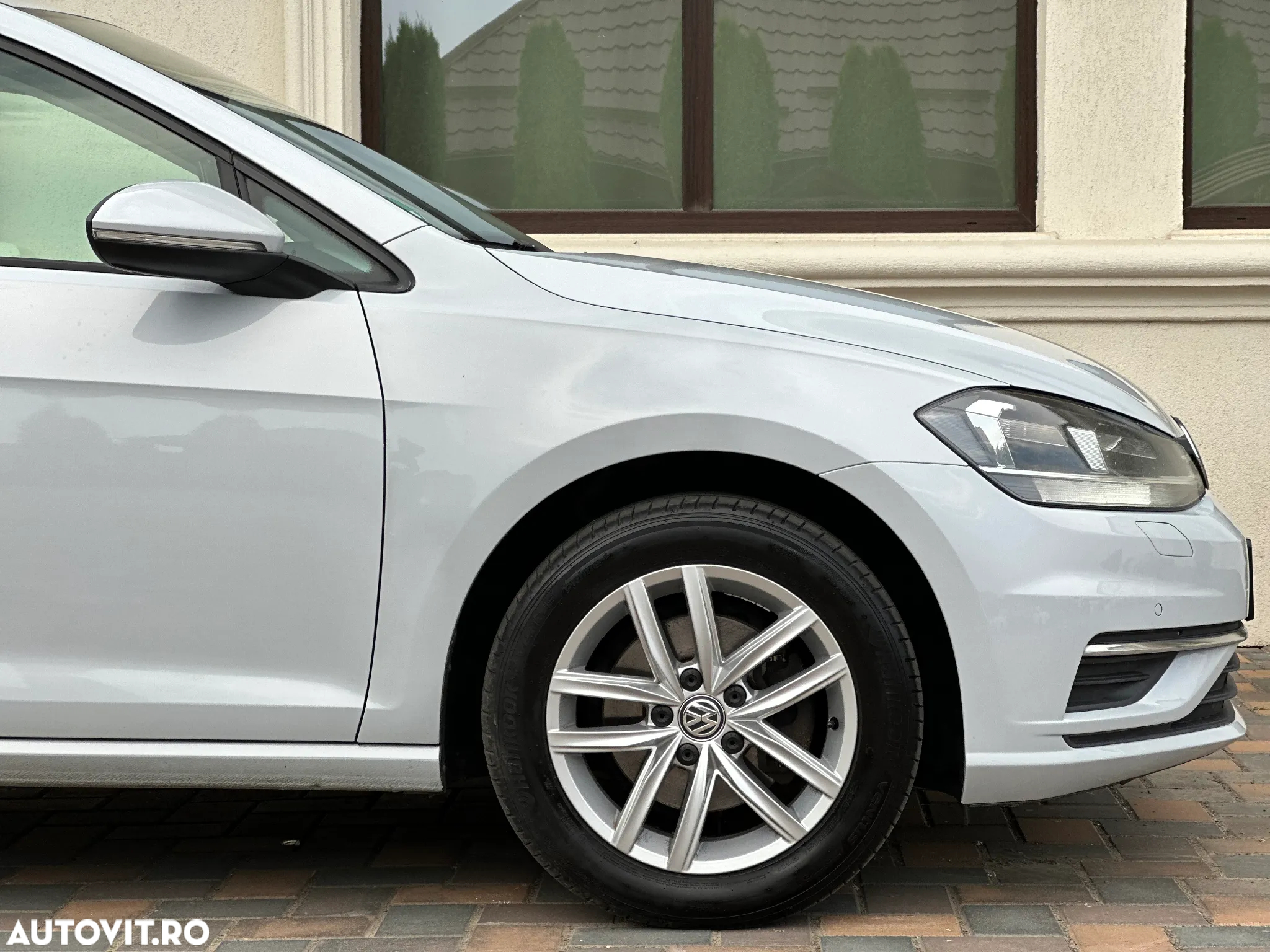 Volkswagen Golf Variant 1.6 TDI (BlueMotion Technology) Trendline - 12