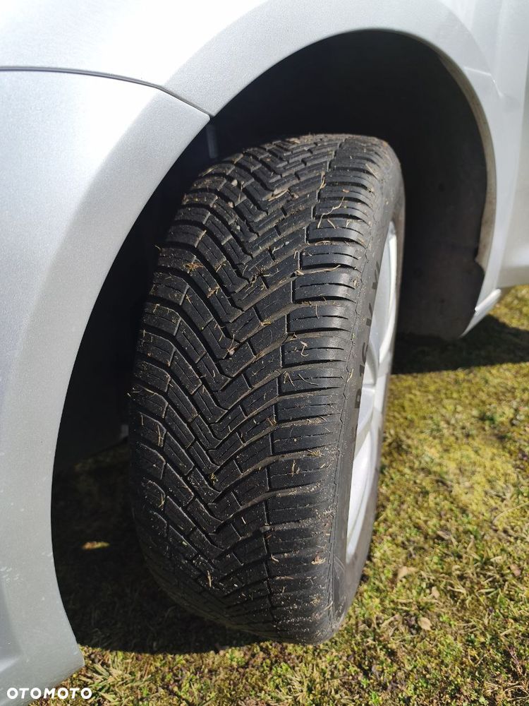 Volkswagen Touran 1.6 TDI DPF BlueMotion Technology DSG Comfortline - 7