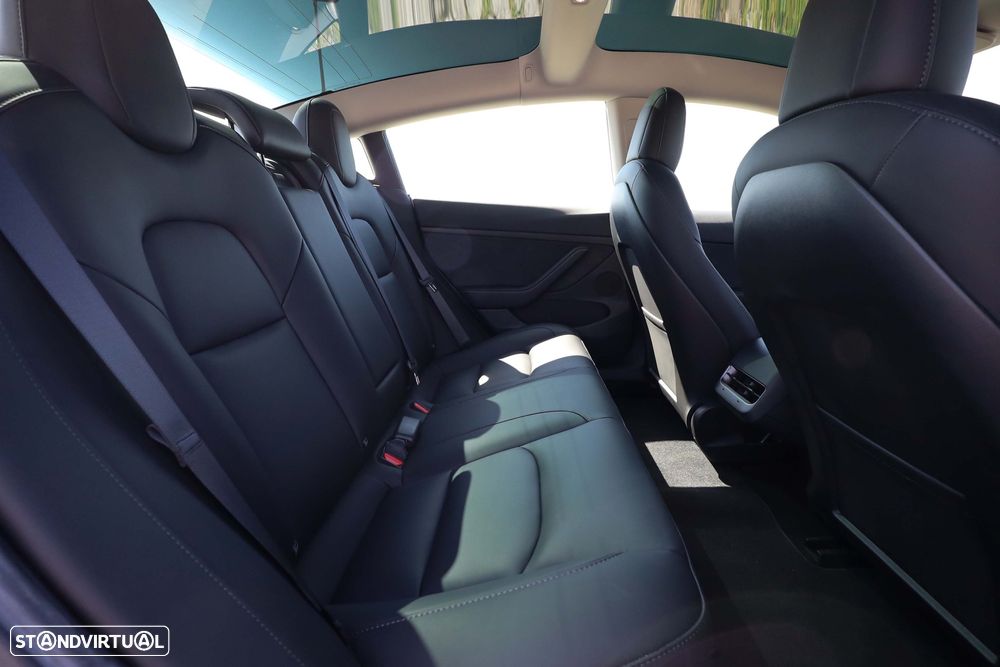 Tesla Model 3 Tração Traseira Standard - 16