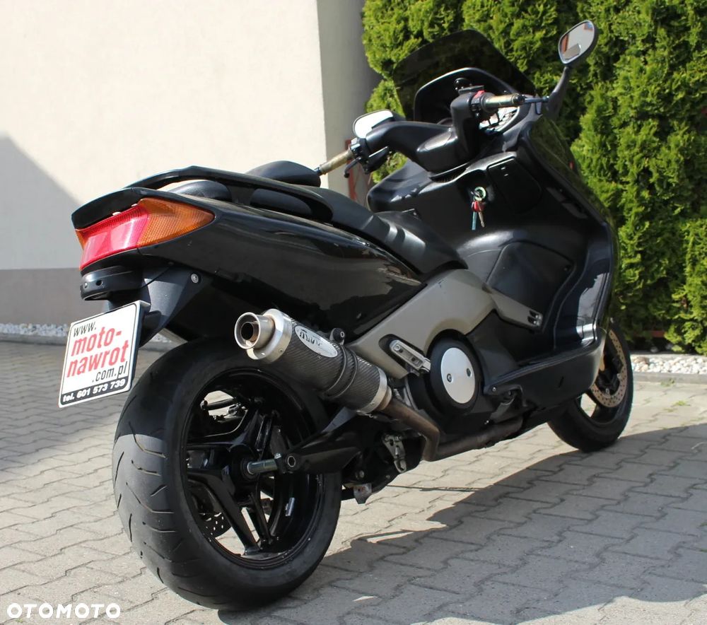 Yamaha Tmax - 11