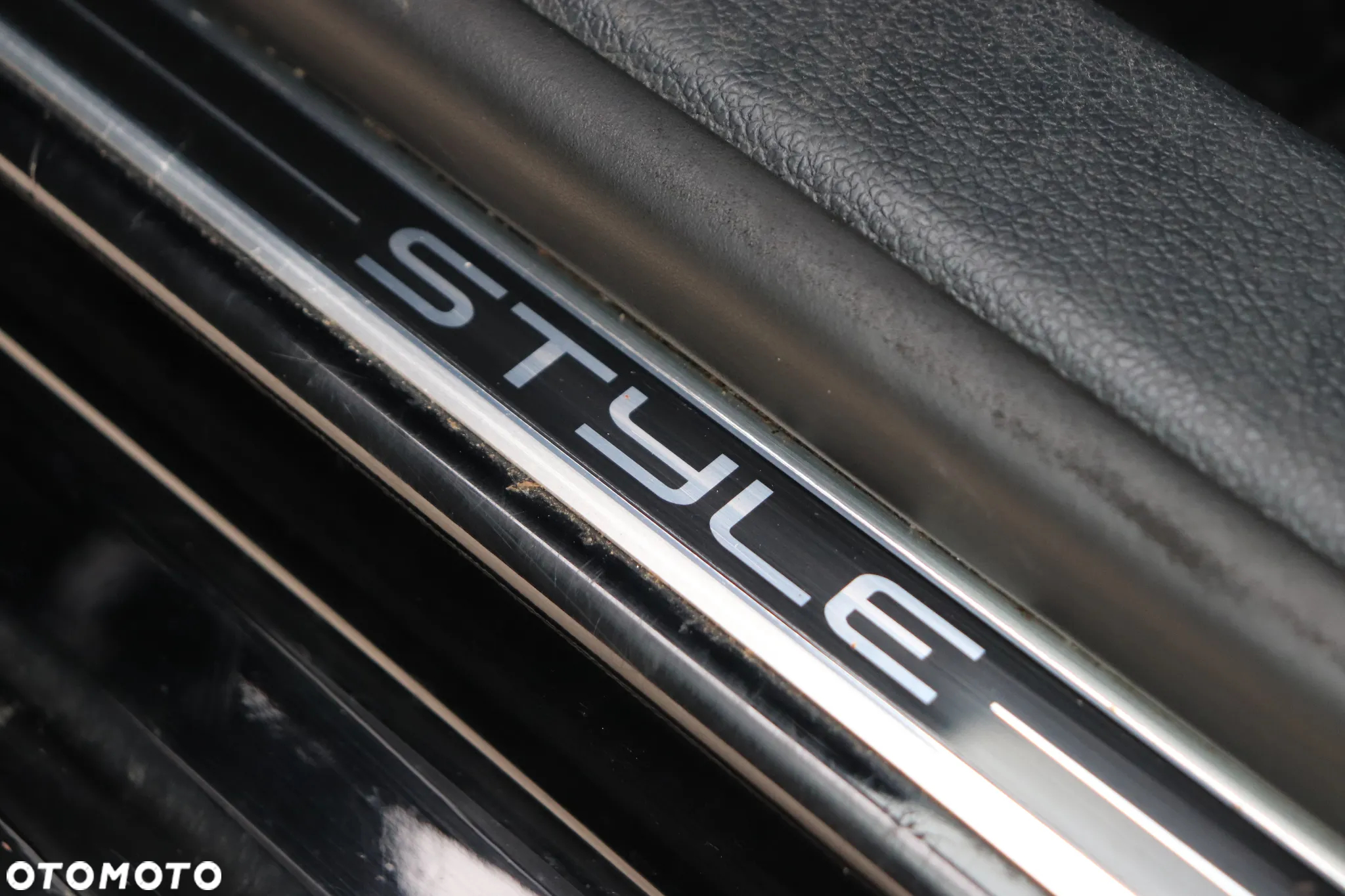 Volkswagen Golf - 16