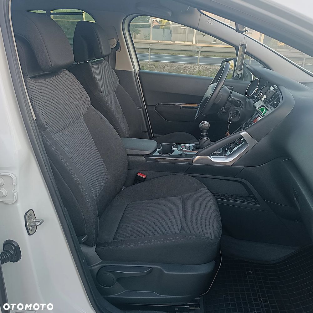 Peugeot 3008 1.6 HDi Trendy - 12