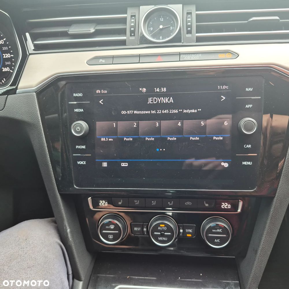 Volkswagen Passat - 17