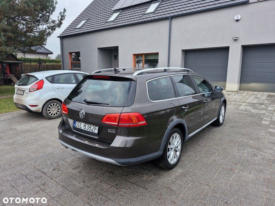 Volkswagen Passat Alltrack - 11