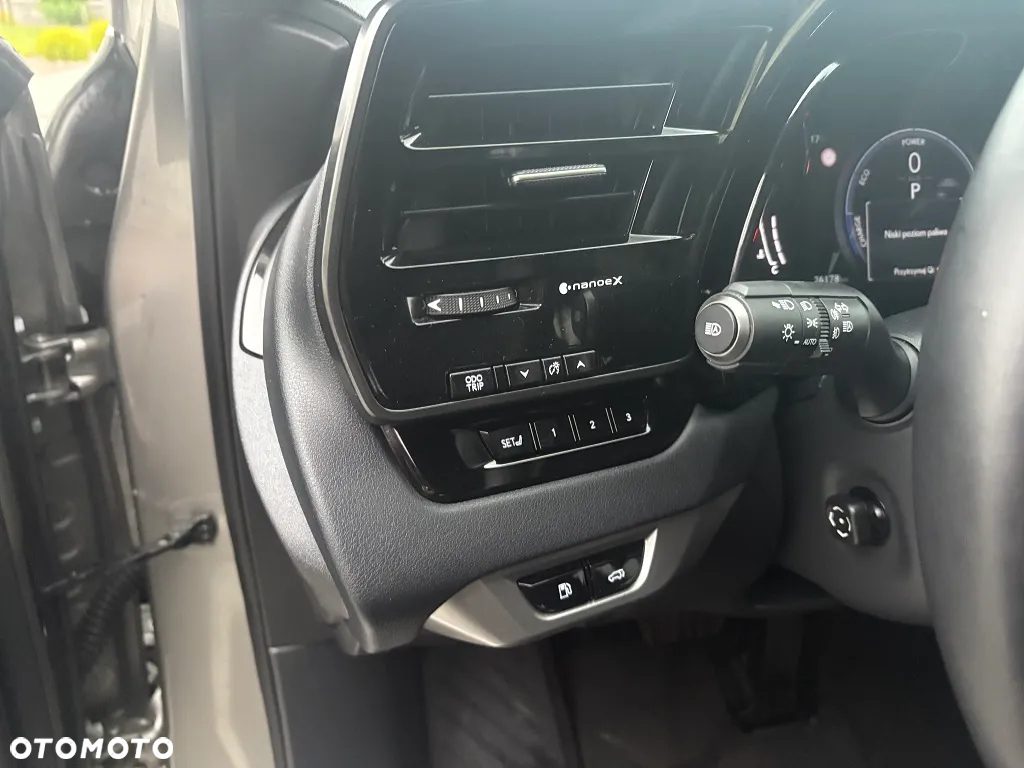 Lexus RX 350h Prestige - 18