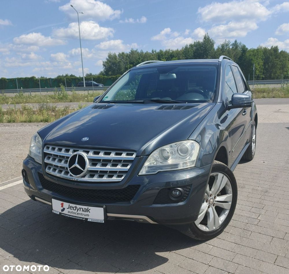 Mercedes-Benz ML - 1