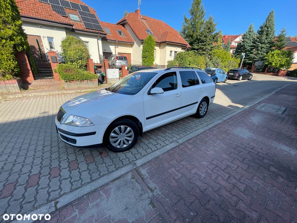 Skoda Octavia - 2