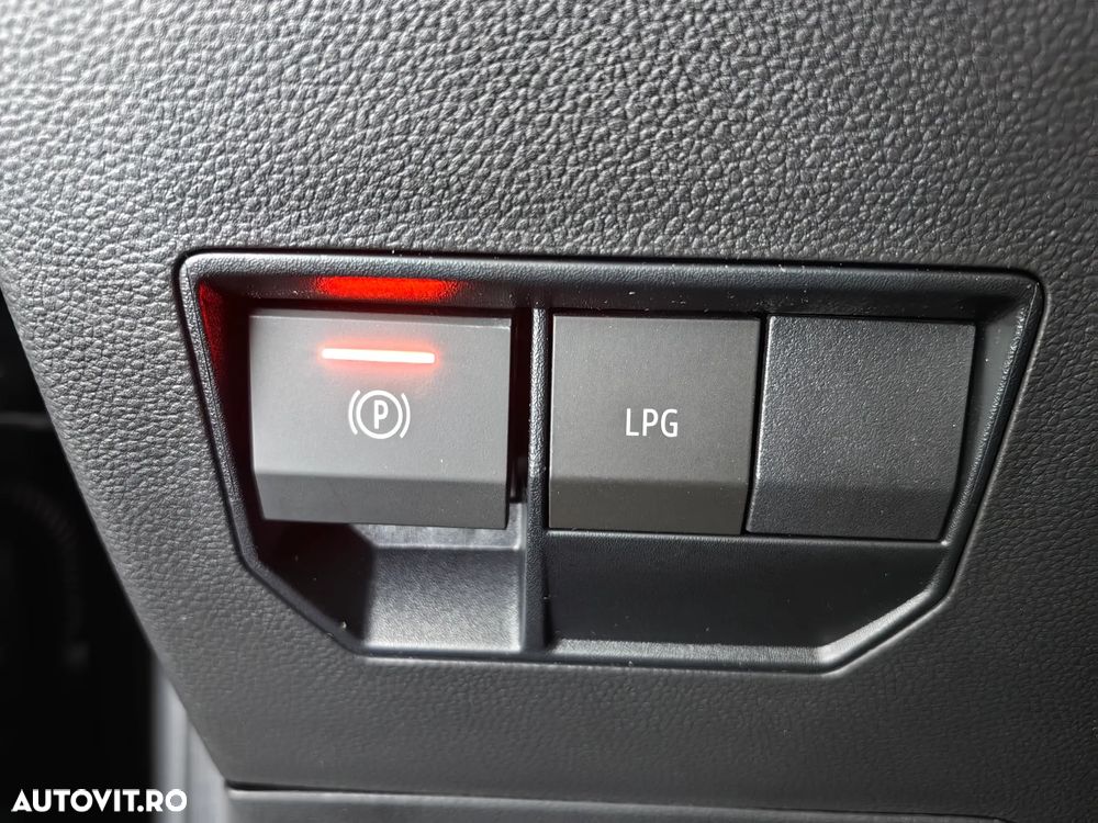 Dacia Duster Expression Hybrid GPL Automat 4x4 - 17