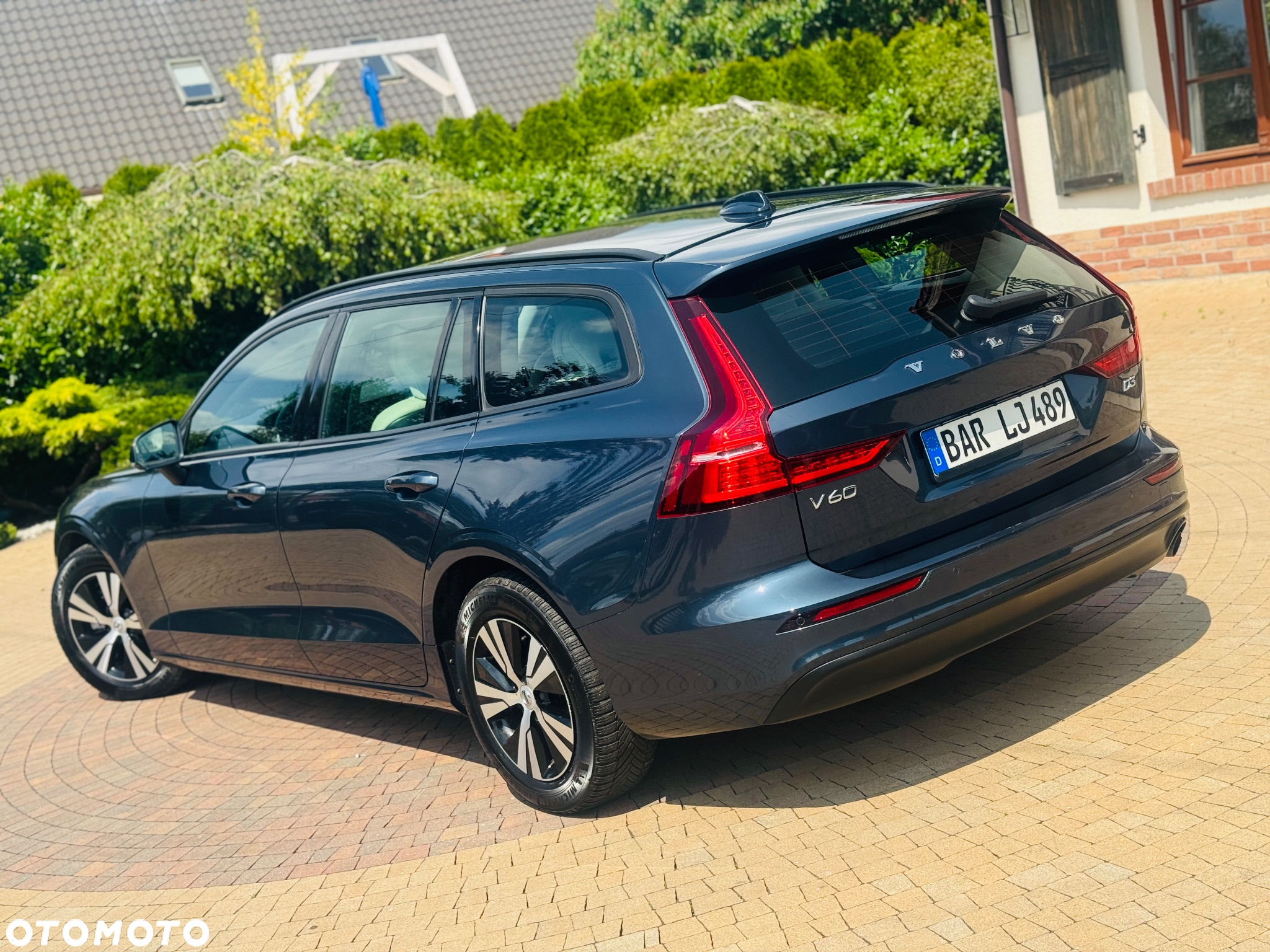 Volvo V60 D3 Geartronic Momentum Pro - 4