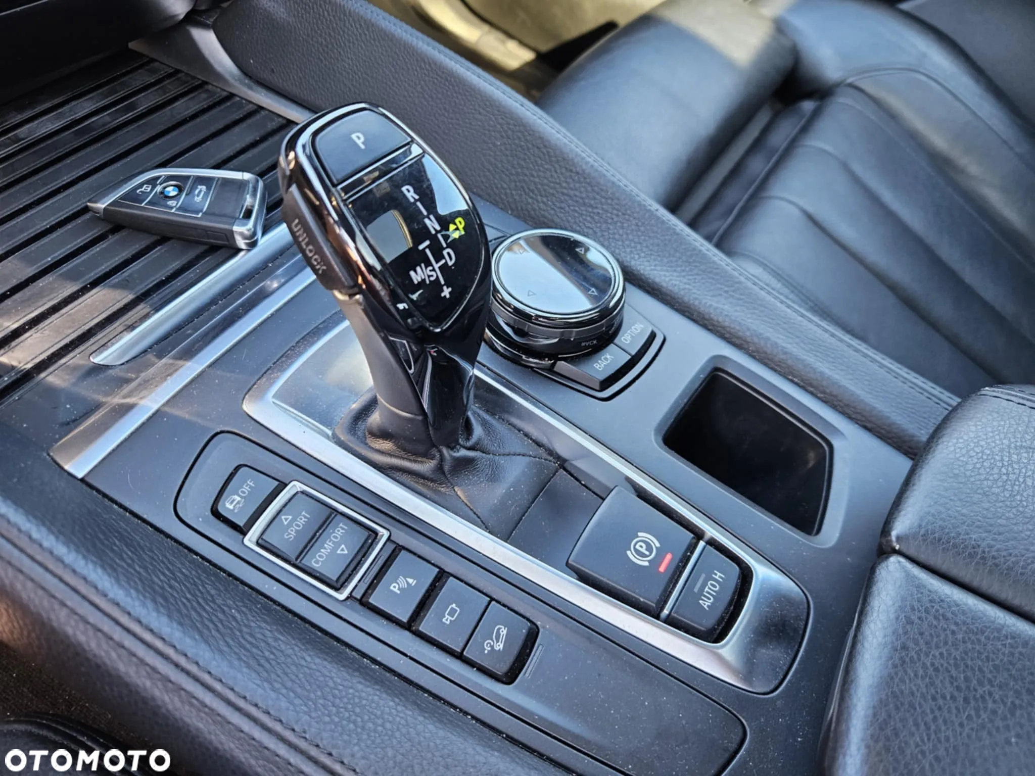 BMW X6 xDrive30d - 17
