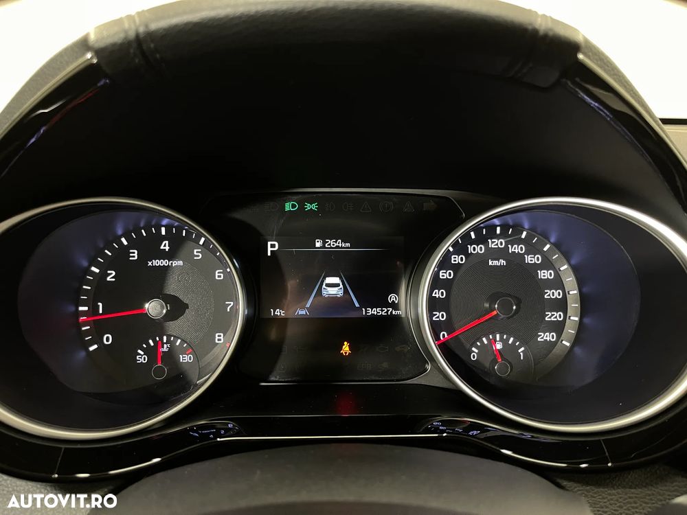 Kia XCeed 1.5 T-GDI 7DCT Style - 28
