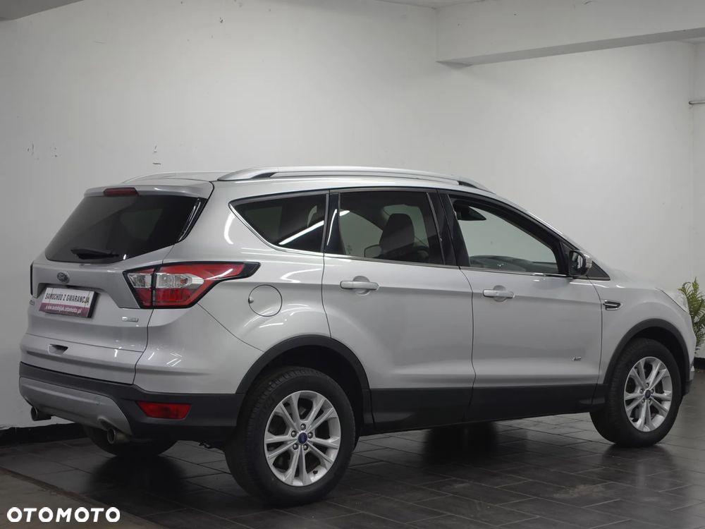 Ford Kuga - 8
