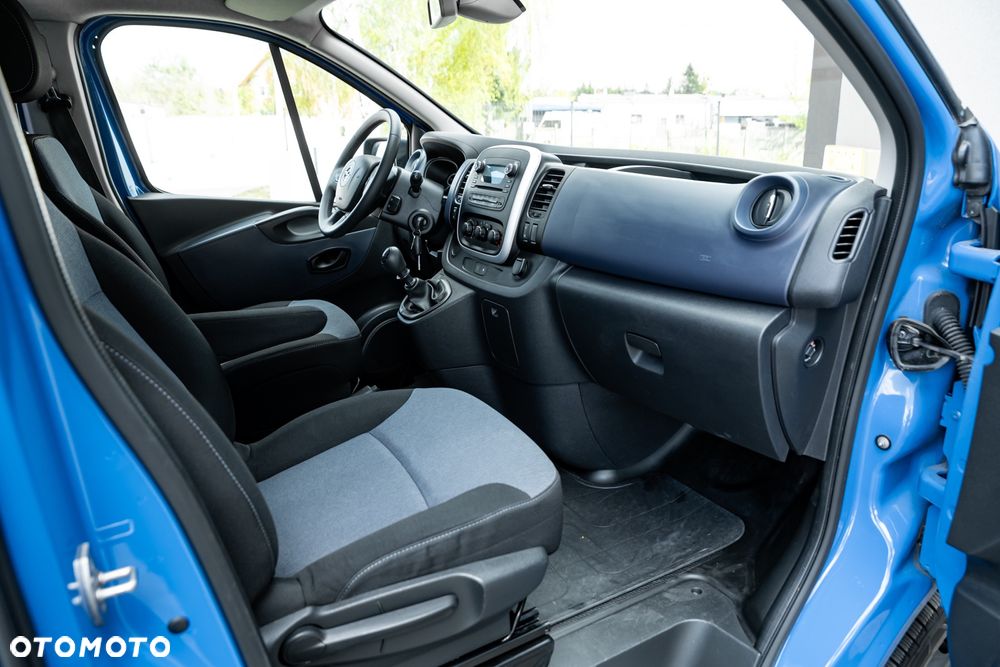 Opel Vivaro - 22