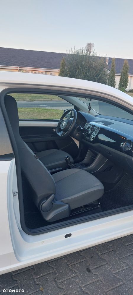 Volkswagen up! BlueMotion Technology move - 12