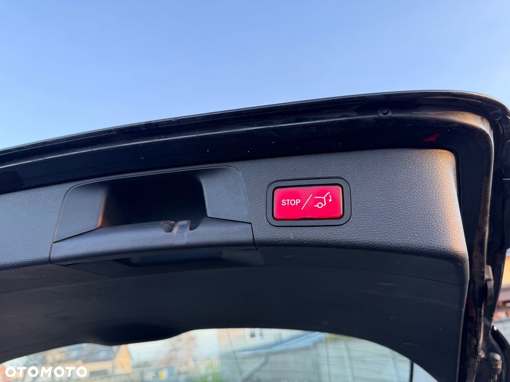 Mercedes-Benz Klasa C 220 CDI Avantgarde Edition - 20