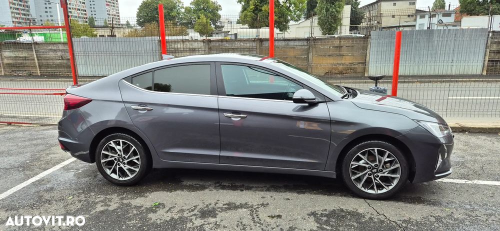 Hyundai Elantra 1.6 MPi Aut. Exclusive - 5