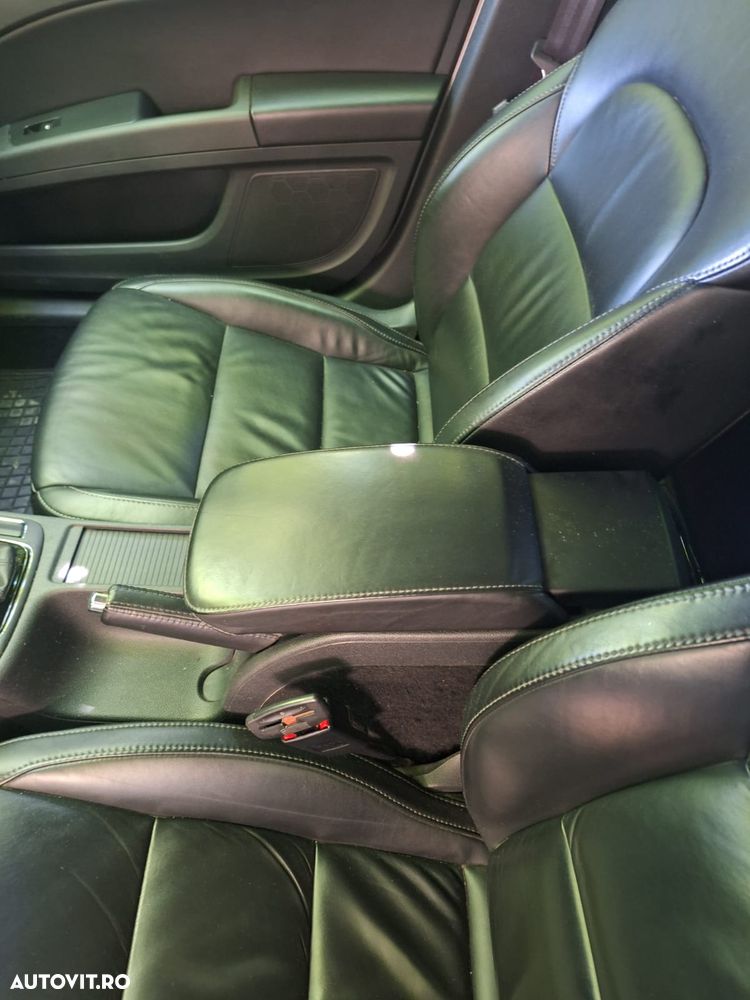 Skoda Superb 2.0 TDI Green tec DSG Active - 10