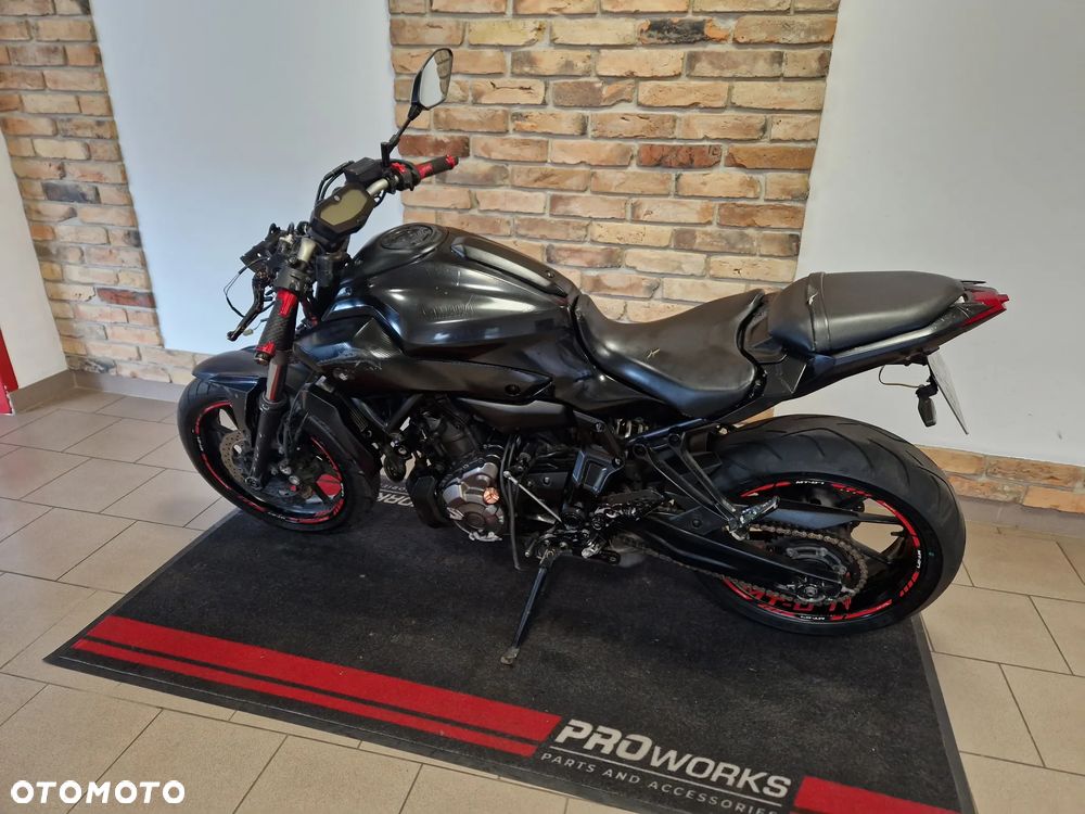 Yamaha MT - 5